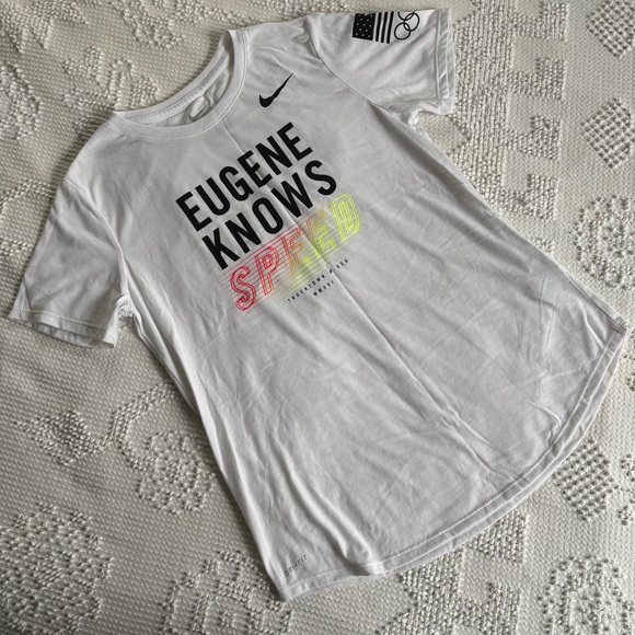 Nike womens size L dri-fit athletic cut fit eugene knows speed tracktown USA tee - Picture 1 of 6